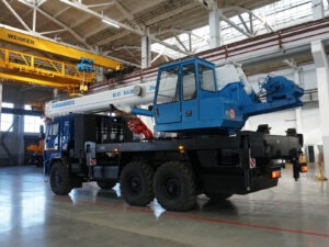 Автокран Ивановец КС-45717К-3-58 25 тонн