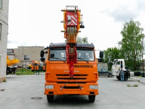 Автокран Ивановец КС-45717К-1В 25 тонн