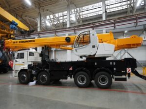 Автокран Ивановец КС-55717К-1 32 тонн