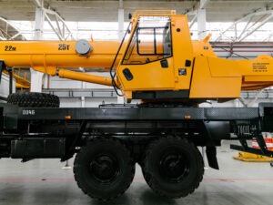 Автокран Ивановец КС-45717-2М (стрела 22 м) 25 тонн
